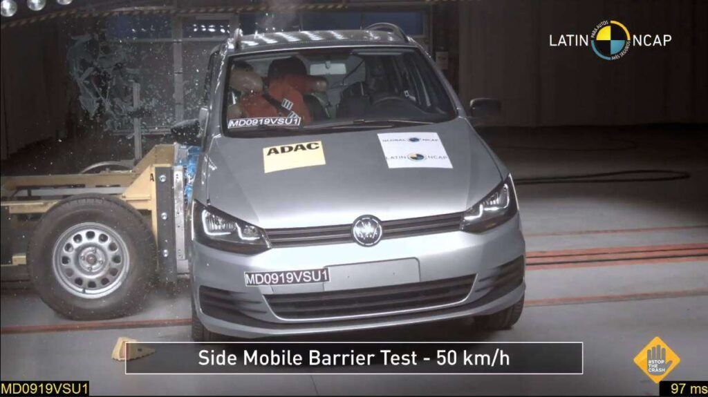 Latin NCAP realiza novos testes no VW Fox, que regride para três estrelas